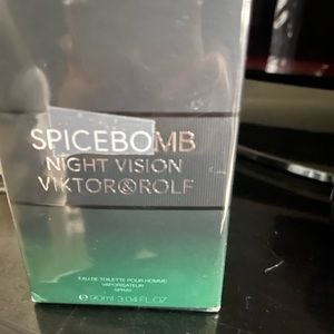 NIB Viktor & Rolf Spicebomb Night Vision